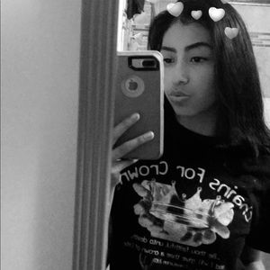 Meet your Posher, Yenny